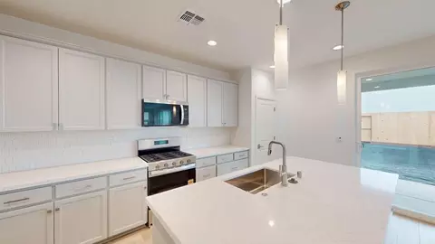 6017 Butterfly Spring Way, Roseville, CA 95747