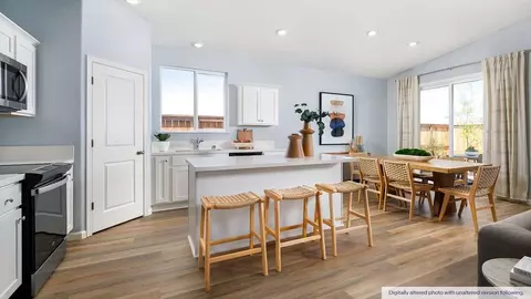 Kitchen - 4325 E Merle Ave, Modesto, CA 95355 photo 7 of 8