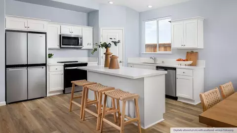 Kitchen - 4325 E Merle Ave, Modesto, CA 95355 photo 8 of 8