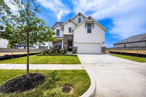 9904 Oak Glade Dr, Denton, TX 76207