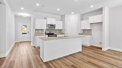 Kitchen - 18345 Spring Hill Dr, Saucier, MS 39574 photo 3 of 7