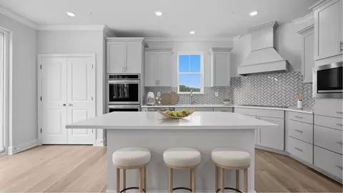 Kitchen - 17055 Gathering St, Boyds, MD 20841 photo 1 of 6