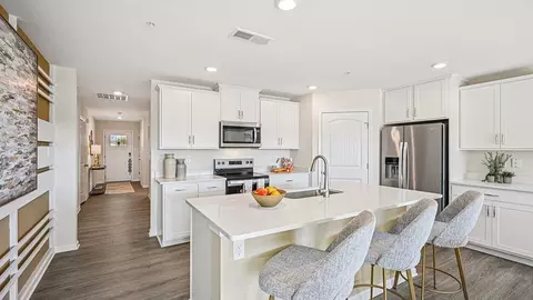 Kitchen - 1130 Albritton Ln, Salisbury, MD 21801 photo 5 of 10