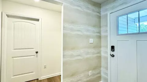 Entry Way - 1130 Albritton Ln, Salisbury, MD 21801 photo 2 of 4