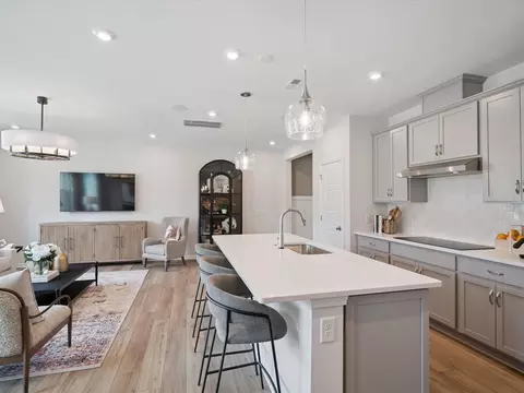 Kitchen - 516 Webster Ln, Cramerton, NC 28032 photo 6 of 10