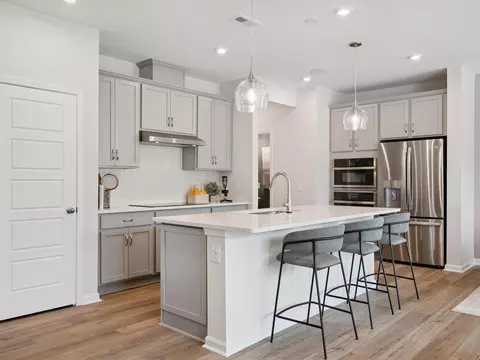 Kitchen - 516 Webster Ln, Cramerton, NC 28032 photo 5 of 10