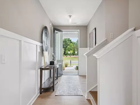 Entry Way - 516 Webster Ln, Cramerton, NC 28032 photo 3 of 4