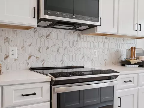 Kitchen - 516 Webster Ln, Cramerton, NC 28032 photo 10 of 10