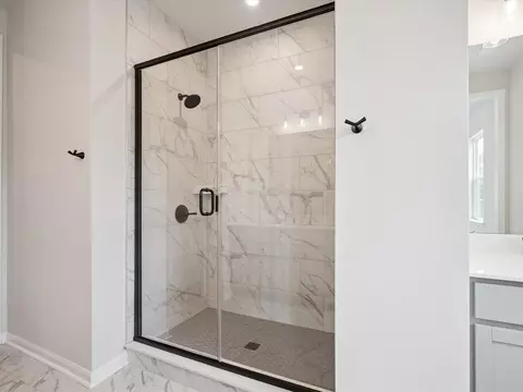 Bath - 516 Webster Ln, Cramerton, NC 28032 photo 1 of 3