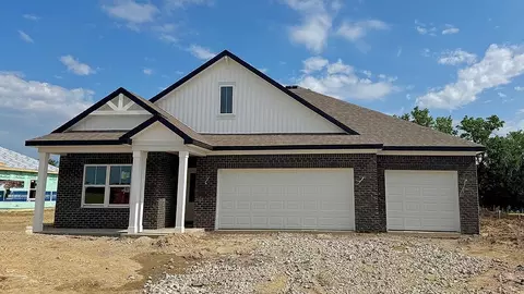 6126 Camarillo Dr, Whitestown, IN 46075