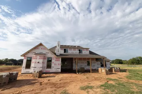 Exterior - 1609 E Deer Meadows Dr, Perkins, OK 74059 photo 9 of 9