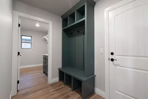 Entry Way - 2920 E Northampton St, Broken Arrow, OK 74014 photo 3 of 7