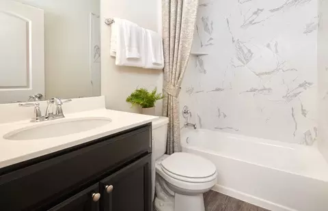Bath - 932 Cherrystone Loop, Buda, TX 78610 photo 1 of 2