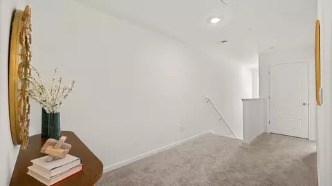Entry Way - 109 Kenmore Cir, Perry, GA 31069 photo 2 of 3
