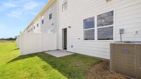 Exterior - 109 Kenmore Cir, Perry, GA 31069 photo 3 of 4