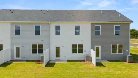 Exterior - 109 Kenmore Cir, Perry, GA 31069 photo 4 of 4