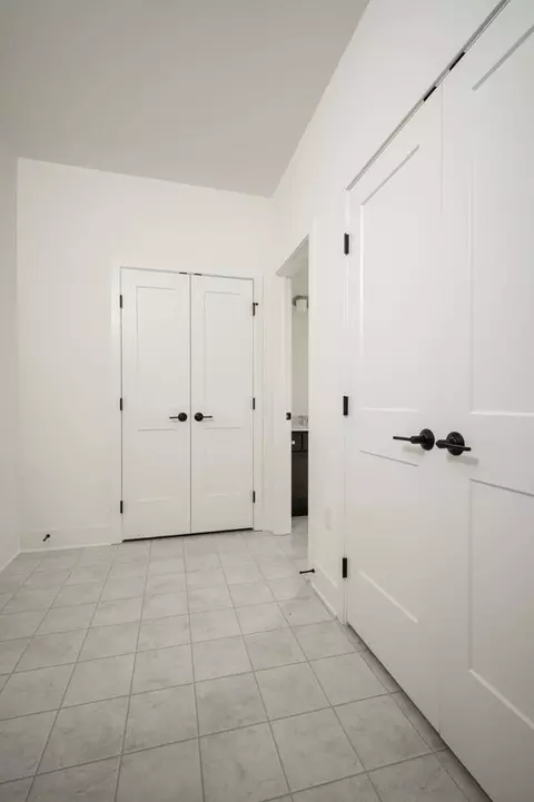 Entry Way - 333 Amber Dr, Lititz, PA 17543 photo 4 of 4