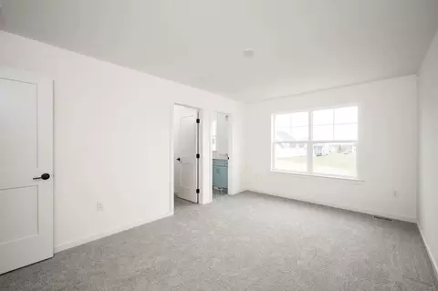 Bedroom - 333 Amber Dr, Lititz, PA 17543 photo 2 of 7