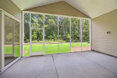 1062 White Water Dr, Hardeeville, SC 29927
