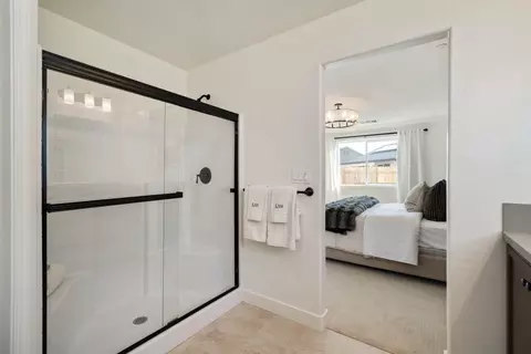 Entry Way - 306 Pelican Dr, Delano, CA 93215 photo 2 of 2