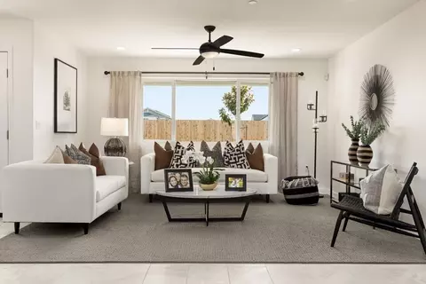 Living - 306 Pelican Dr, Delano, CA 93215 photo 1 of 2