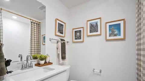 Bath - 2140 Ghost Rider Ct, Leander, TX 78641 photo 10 of 11