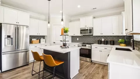 Kitchen - 16 Valley Forge Ln, Smithfield, NC 27577 photo 3 of 3
