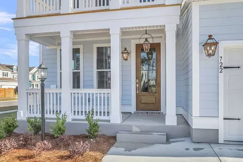722 Maynard Ln, Summerville, SC 29486