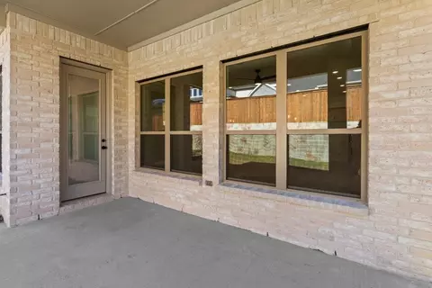 Exterior - 616 Donegal Dr, Celina, TX 75009 photo 6 of 7