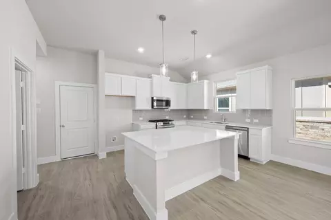 Kitchen - 1728 Willow Patch Dr, Krum, TX 76249 photo 1 of 6