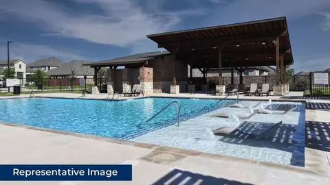 Exterior - 1728 Willow Patch Dr, Krum, TX 76249 photo 9 of 10