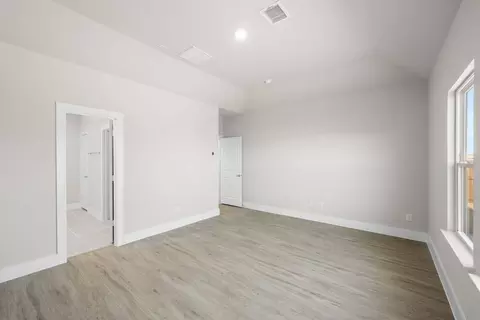 Bedroom - 1728 Willow Patch Dr, Krum, TX 76249 photo 4 of 17
