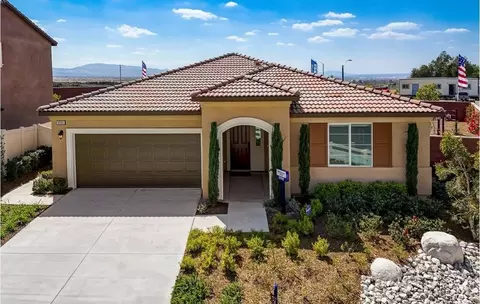 30959 Campania Rd, Highland, CA 92346