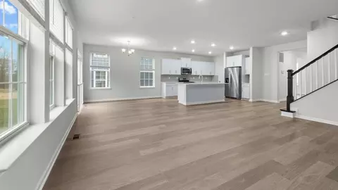 Living - 1202 Otter Point Ct, Middle River, MD 21220 photo 2 of 8