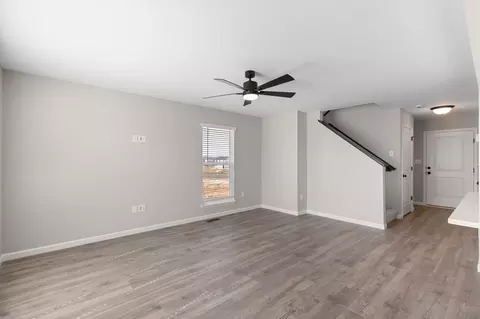 Living - 1308 Hillside Ct, Rolla, MO 65401 photo 6 of 15