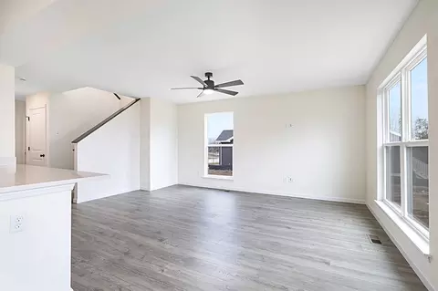 Living - 1308 Hillside Ct, Rolla, MO 65401 photo 15 of 15