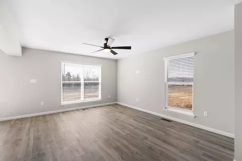 Living - 1308 Hillside Ct, Rolla, MO 65401 photo 5 of 15