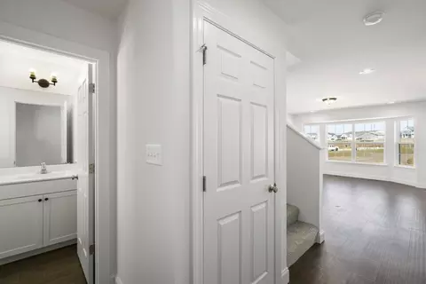 Entry Way - 1308 Hillside Ct, Rolla, MO 65401 photo 4 of 7