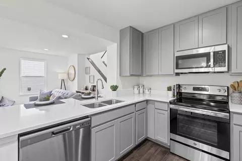 Kitchen - 1308 Hillside Ct, Rolla, MO 65401 photo 2 of 13