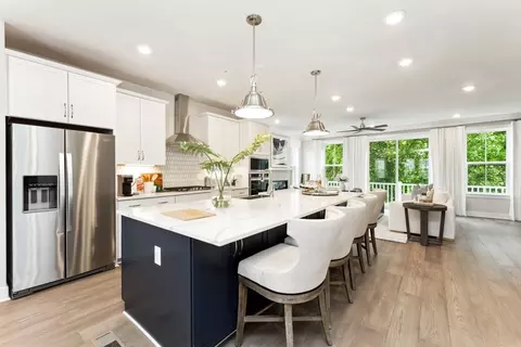 Kitchen - 9894 Obin Ln, Waldorf, MD 20601 photo 4 of 5