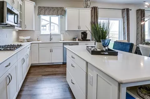 Kitchen - 8190 Lemon Grass Rd, Peyton, CO 80831 photo 2 of 3