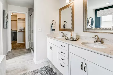 Bath - 8190 Lemon Grass Rd, Peyton, CO 80831 photo 2 of 8