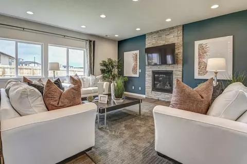 Living - 8190 Lemon Grass Rd, Peyton, CO 80831 photo 3 of 3