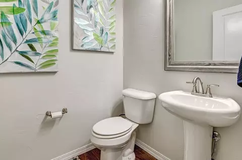 Bath - 8190 Lemon Grass Rd, Peyton, CO 80831 photo 1 of 8