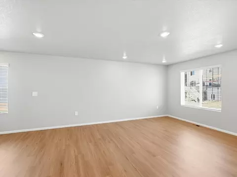 Living - Coming Soon, Monument, CO 80132 photo 4 of 5
