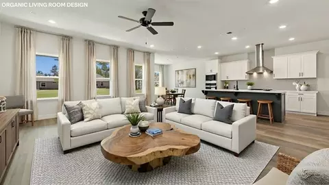 Living - 9500 Mossy Rd, Biloxi, MS 39532 photo 2 of 3