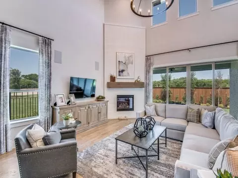 Living - 2961 Mockingbird Ln, Prosper, TX 75078 photo 3 of 8