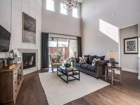 Living - 2961 Mockingbird Ln, Prosper, TX 75078 photo 1 of 8