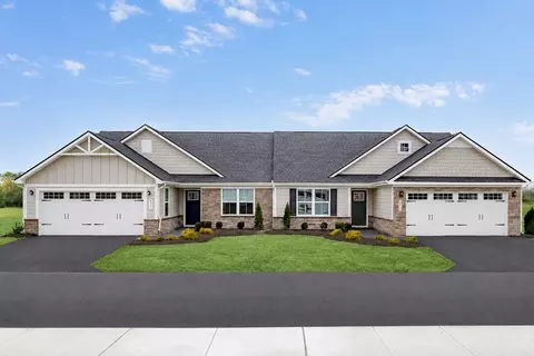 1838 Shannon Dr S, Greencastle, PA 17225