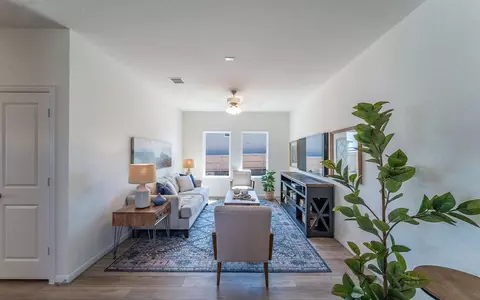 Living - 10403 Salitrillo Bnd, Converse, TX 78109 photo 1 of 2